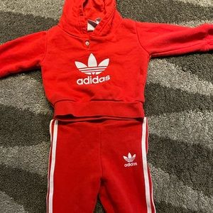 ADIDAs 3/6M red matching set